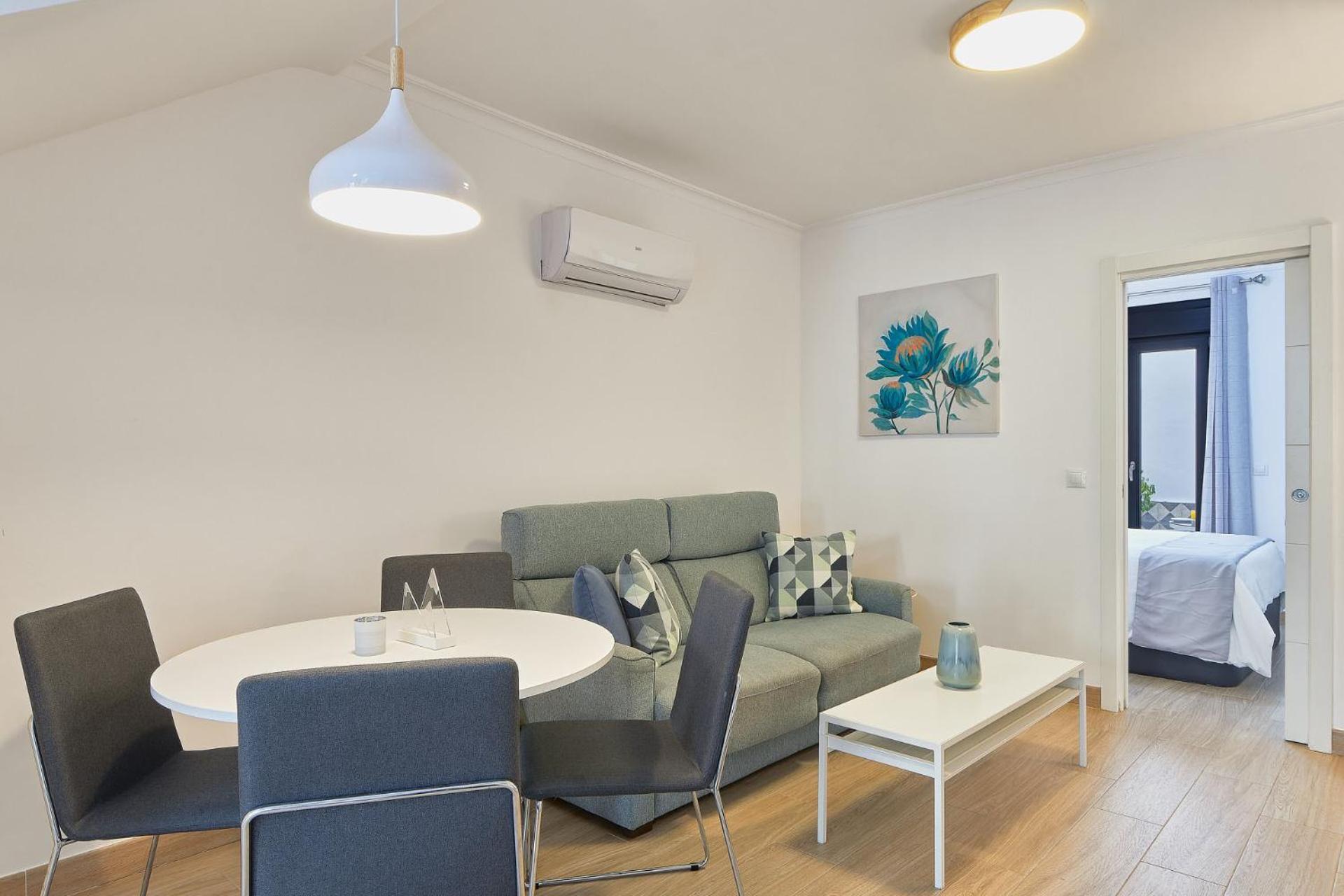 Nueva 22 Suites In Nerja By Solaga Holiday Homes Kültér fotó